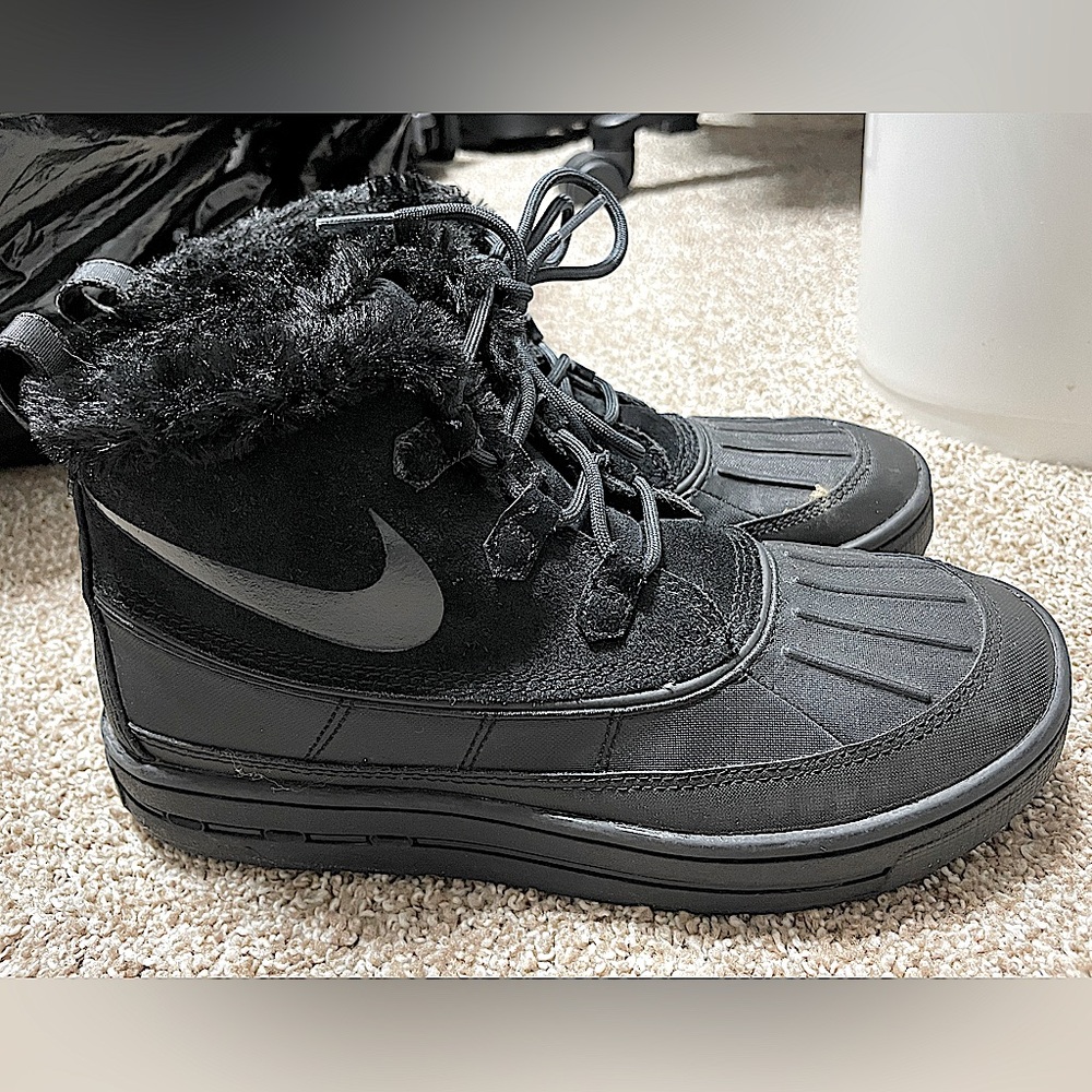 Nike Unisex Winter Boots